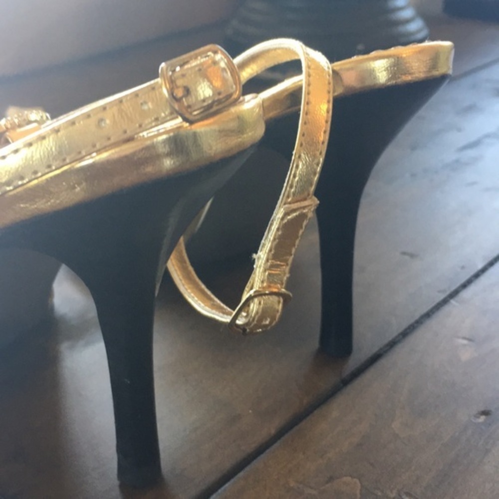 Two Lips Rhinestone High Heels- 6.5 - Picture 3 of 6